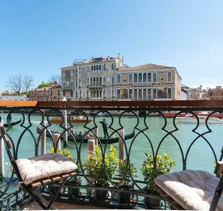 Casa Zucchi | Grand Canal Apartment Venedig Exteriör bild
