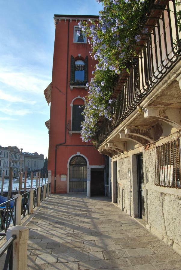 Casa Zucchi | Grand Canal Apartment Venedig Exteriör bild