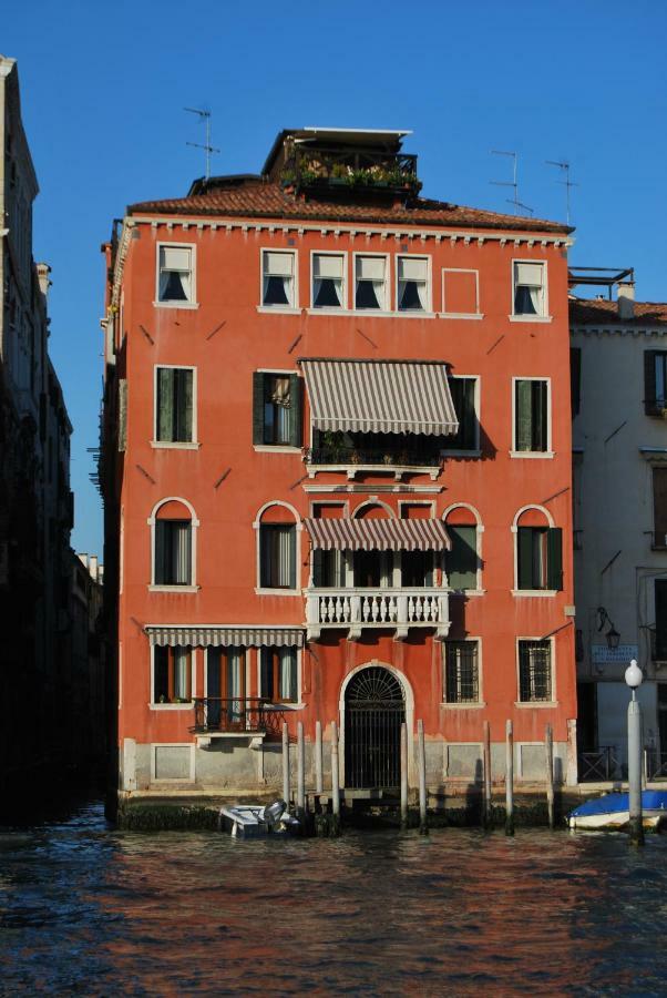 Casa Zucchi | Grand Canal Apartment Venedig Exteriör bild